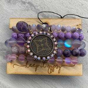 NWT KEEP IT GYPSY UPCYCLED BRACELET SET
